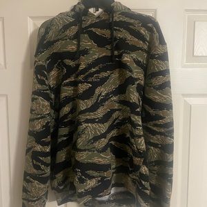 H&M camo sweatshirt